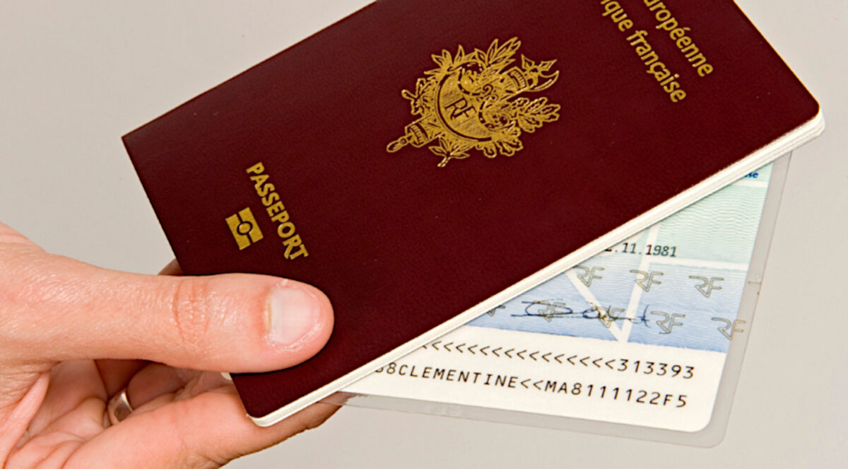 Passeport et carte d'identité